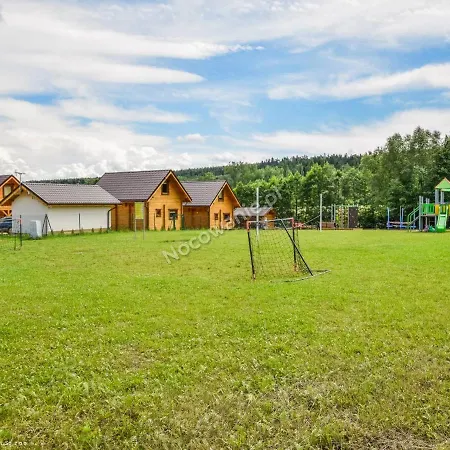 Caloroczne Zaciszna Polana * 波兰尼卡-兹德鲁伊